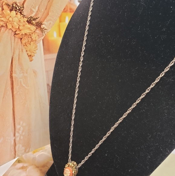 Antique, Victorian Cameo, Sz 29"inches - Picture 5 of 9